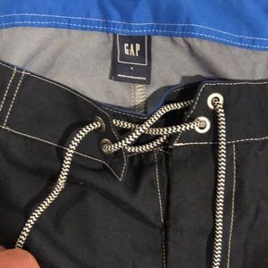 Men gap bathing suit